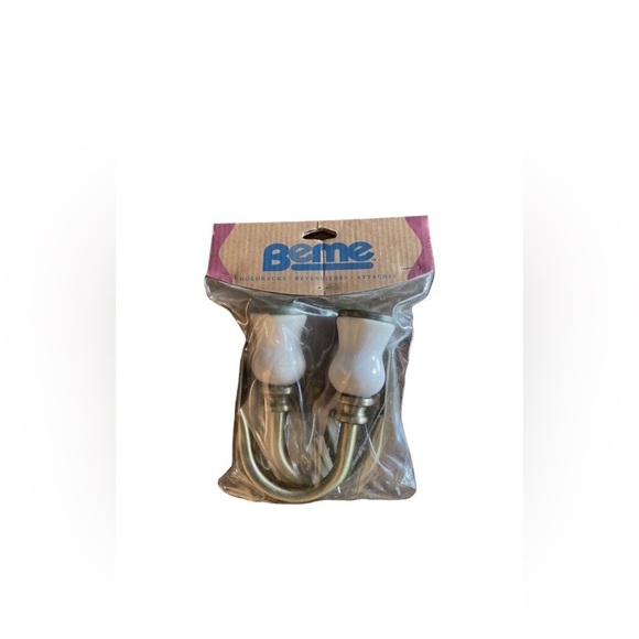 Beme Curtain Drapery Holdback Pair Crackled Cream Ceramic New In Package NIP - Picture 1 of 4